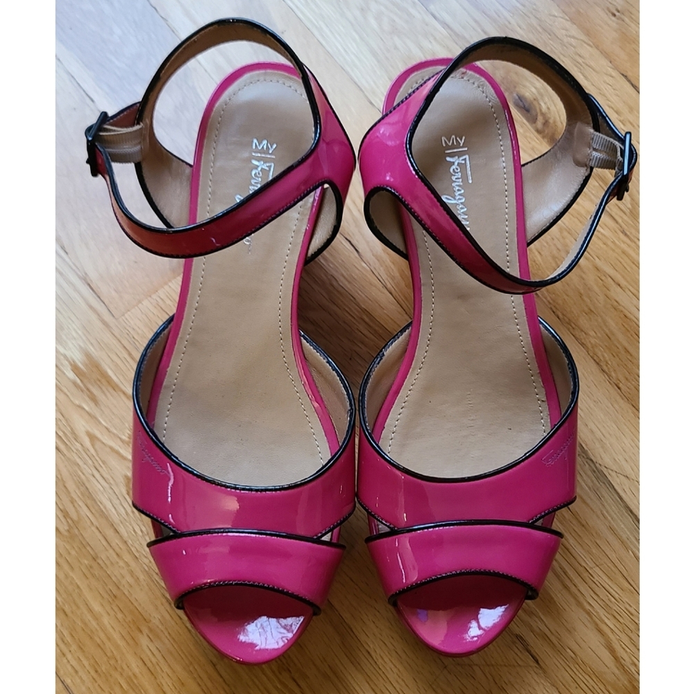 🆕️ My Ferragamo by Salvatore Ferragamo Wedge Sandals Hot Pink Sz 8.5 Bimbocore - Picture 8 of 8